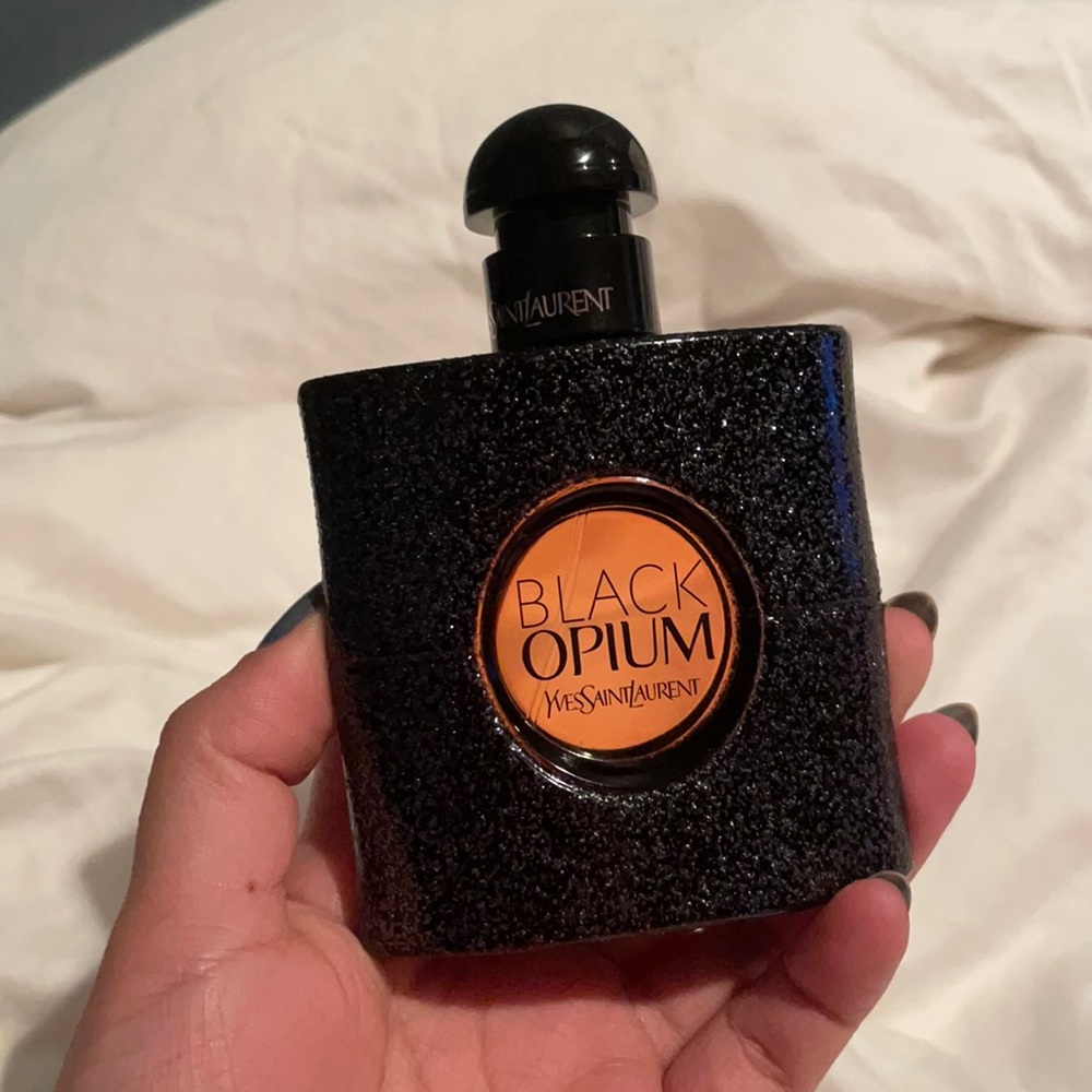 NEW Yves Saint Laurent Black Opium Perfume